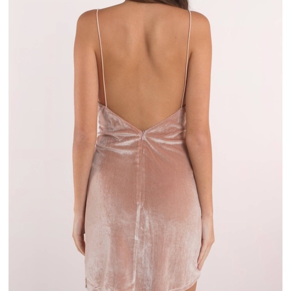 Tobi Terrell Velvet Shift Dress - Picture 2 of 6